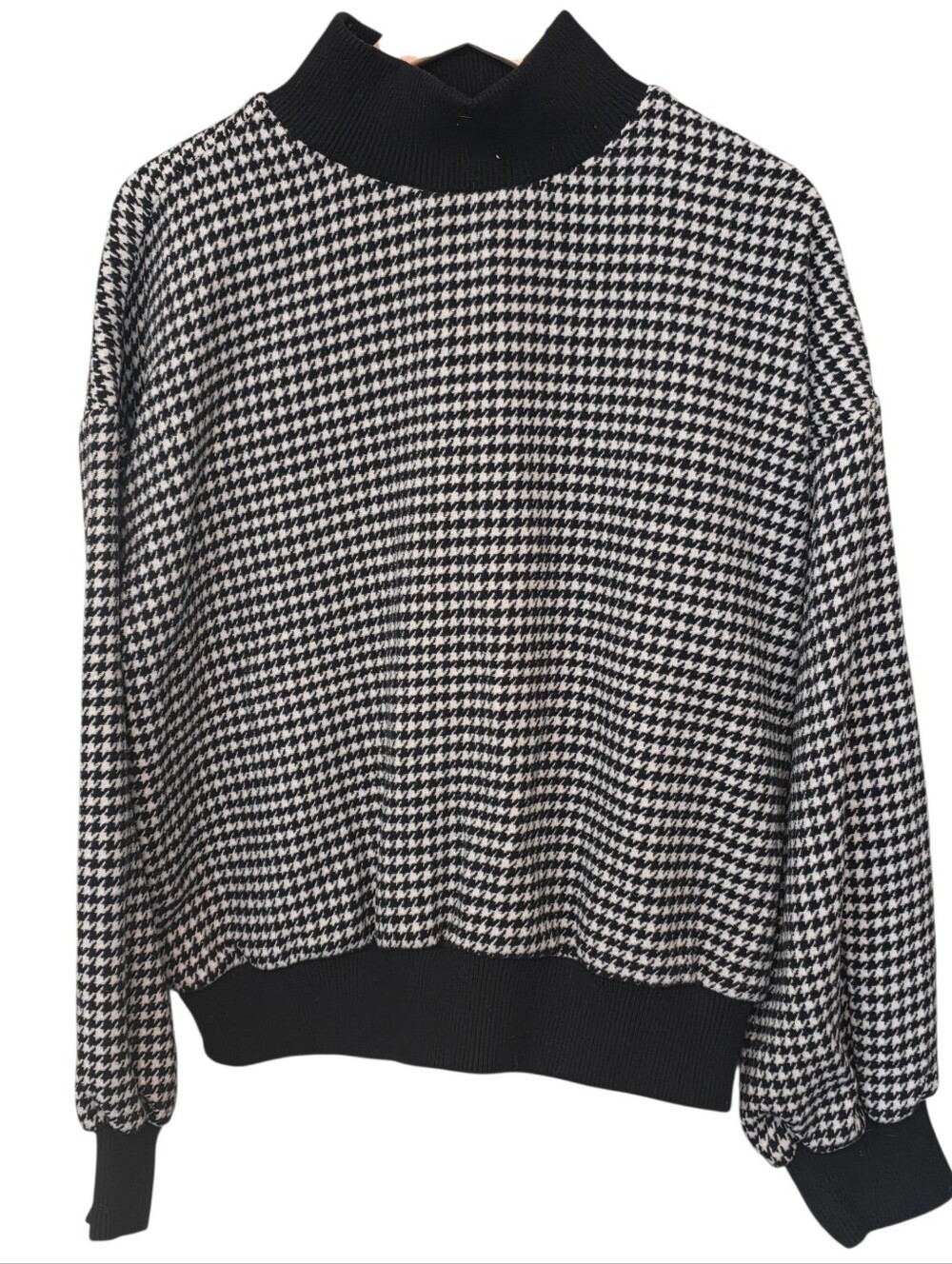 J.O.A. Houndstooth Mock Neck Wool Blend Sweater With Ribbed Contrast Sz L VGUC